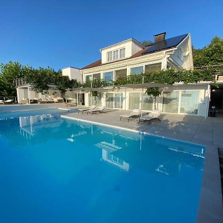 Villa Uber Dem Bodensee - Hauptwohnung Lochau Kültér fotó