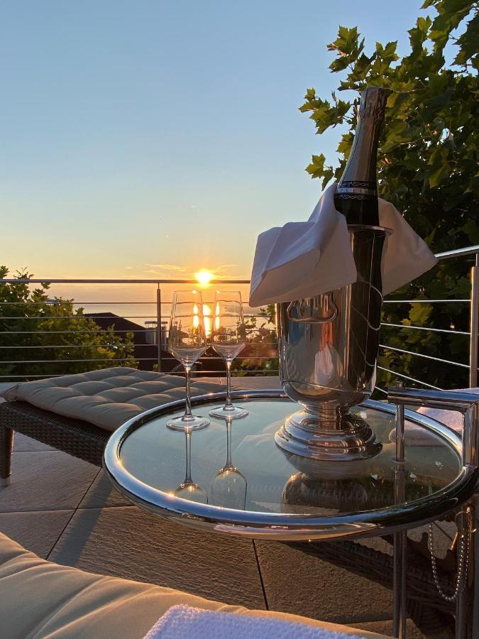 Villa Uber Dem Bodensee - Hauptwohnung Lochau Kültér fotó